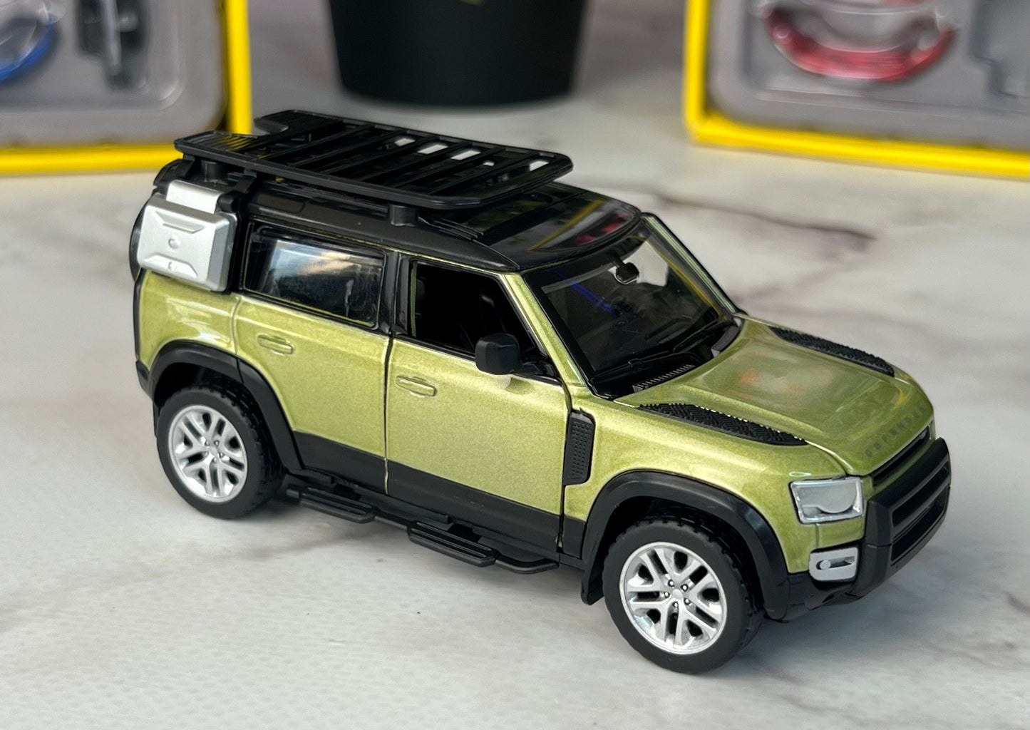 Land Rover Defender 110™